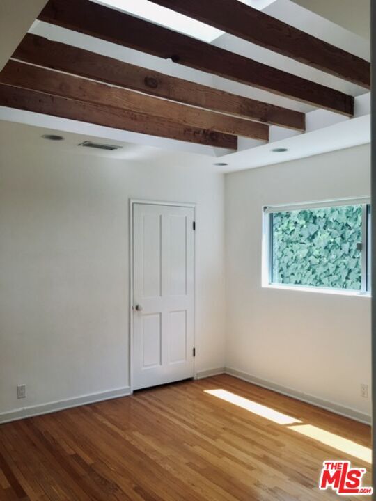 Building Photo - 4031 Hollyline Ave