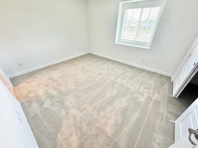 Building Photo - NEW, NEW, NEW! BEAUTIFUL 2 STORY HOME WITH...