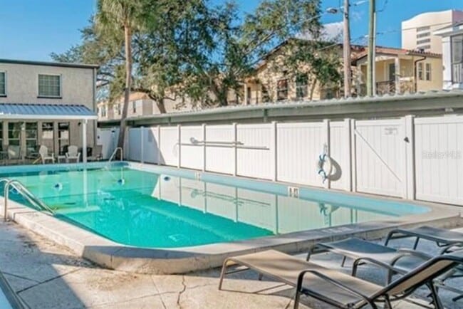 Building Photo - 4611 W North B St