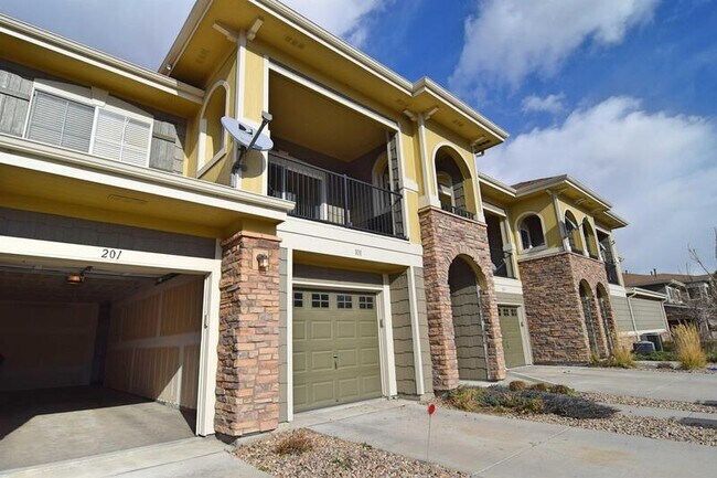 Building Photo - 6242 Kilmer Loop