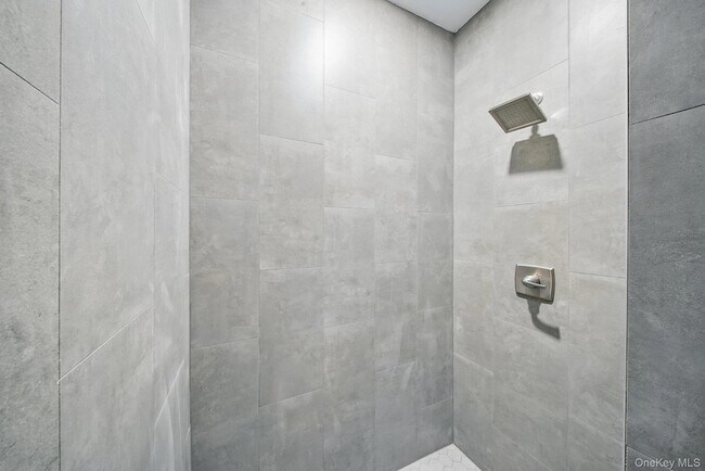 Building Photo - 7 Giada Lane Unit 2