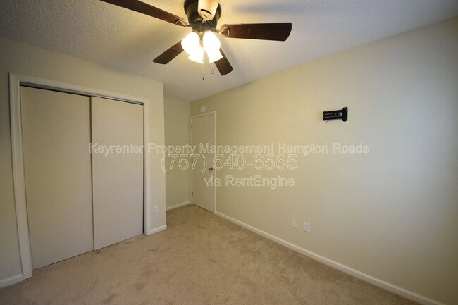 Building Photo - 1549 River Creek Crescent