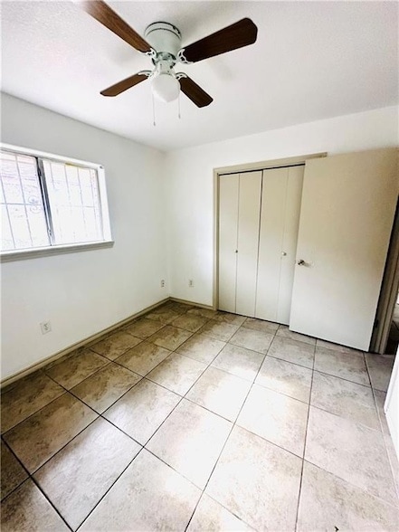 Building Photo - 2804 Gumwood Ave W