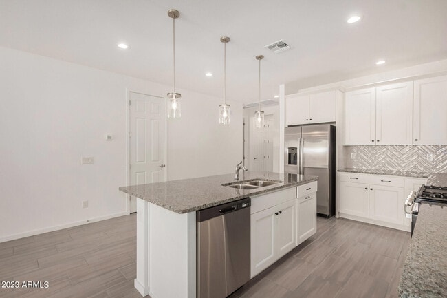 Building Photo - 2503 S 180th Dr