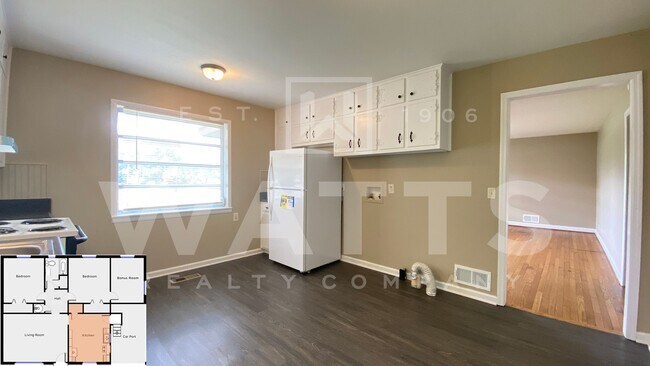 Building Photo - Silver Lake Duplex