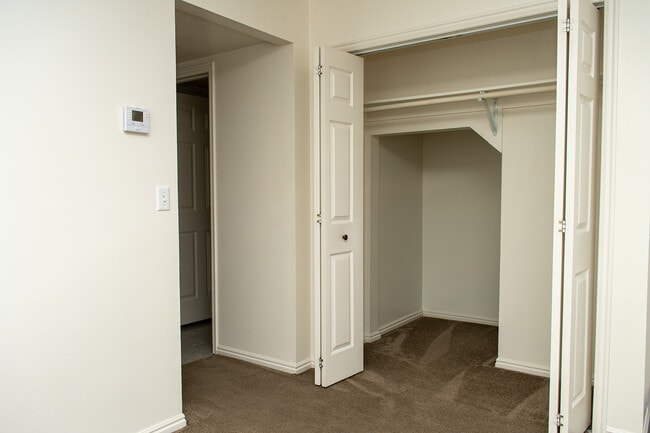 Building Photo - 1394 N 290 W
