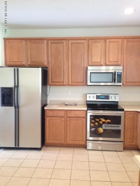 Building Photo - 11177 Castlemain Cir E