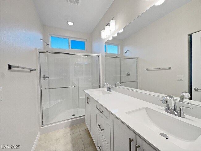 Building Photo - 69 Serene Tempo Ave