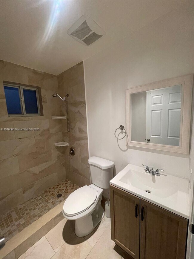 Building Photo - 7001 W 35th Ave