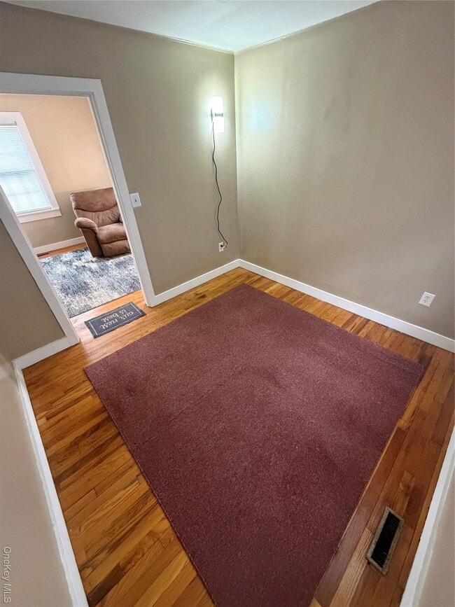 Building Photo - 216 Old Rte 22