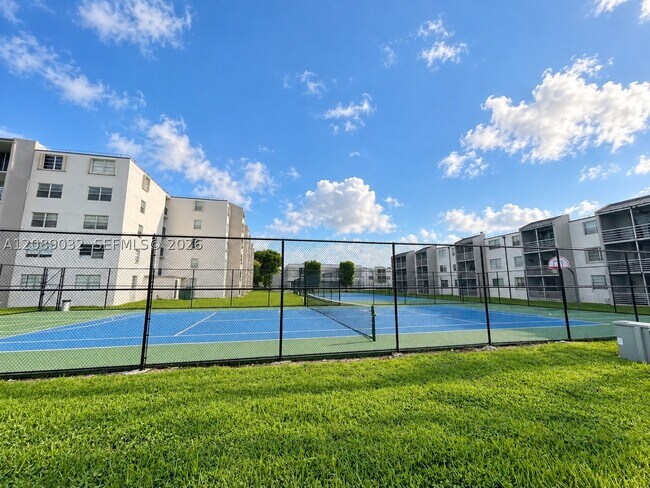 Building Photo - 14150 SW 84th St
