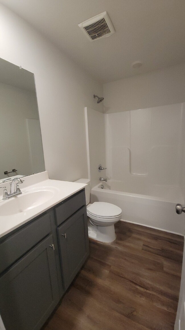 Building Photo - 7203 Chatfield Wy NW