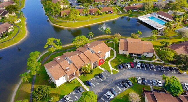 Building Photo - 603 Sea Pine Way