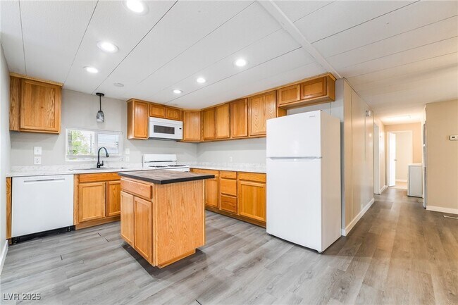 Building Photo - 2847 Mammoth Ct