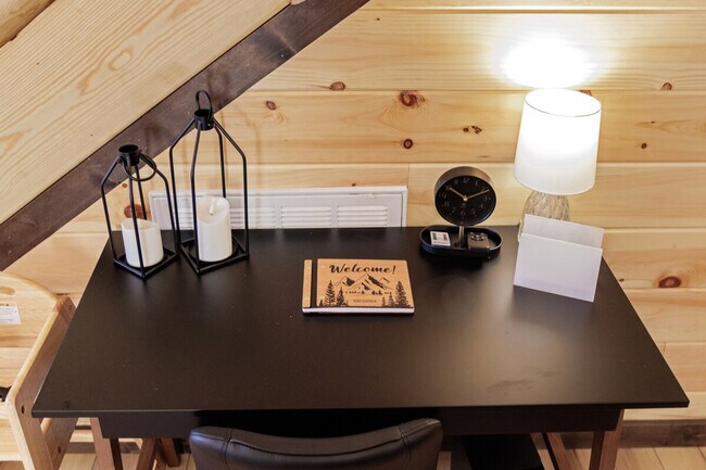 Building Photo - 2125 Rising Fawn Way