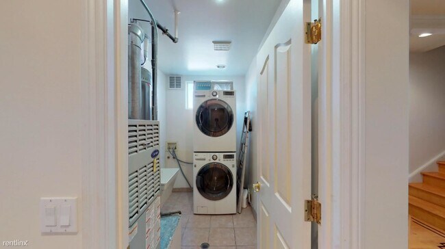 Building Photo - 1 br, 1 bath House - 449 30th Ave Private ...