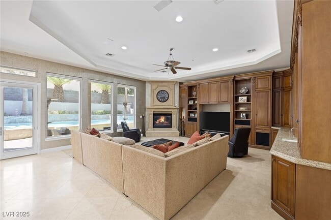 Building Photo - 1545 Villa Rica Dr