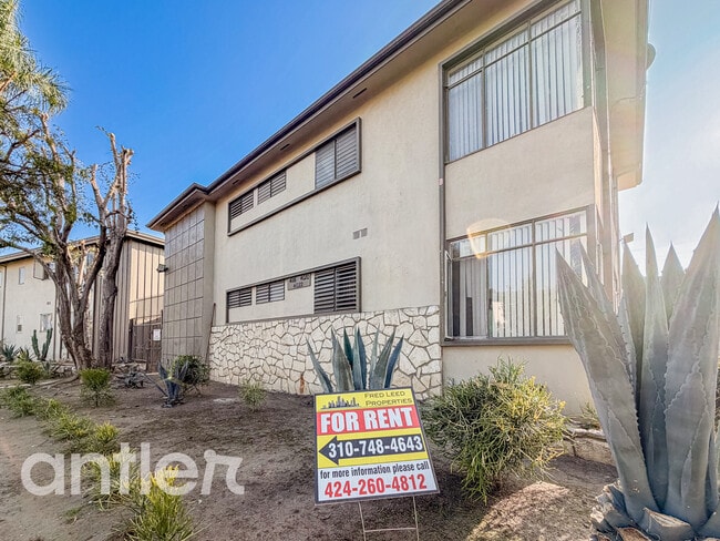 Building Photo - 4022 Palmyra Rd