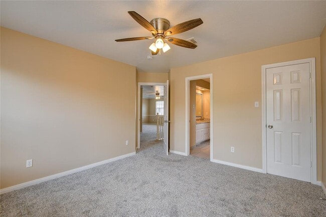 Building Photo - 4006 Forest Birch Ct