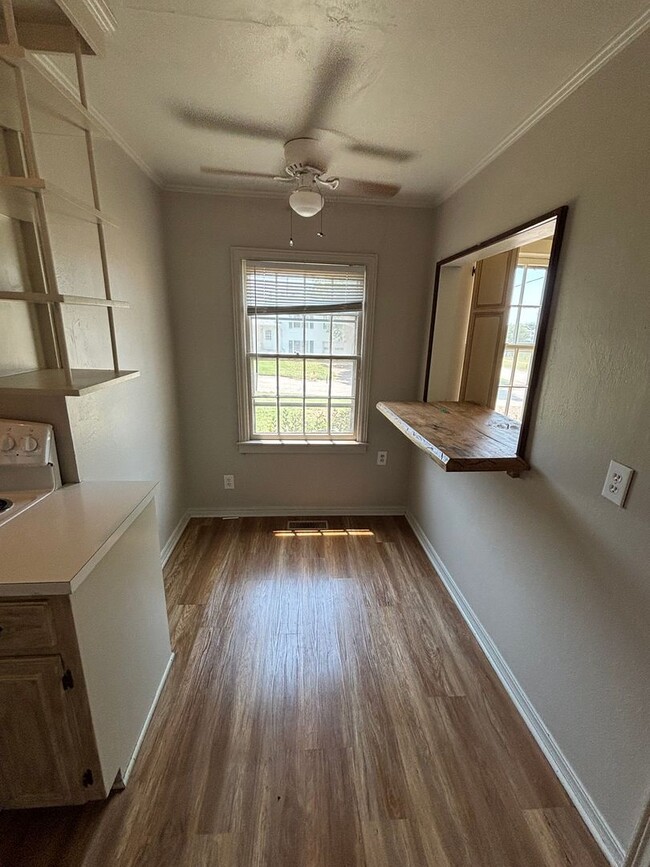 Building Photo - Home For Rent in SW Ardmore!