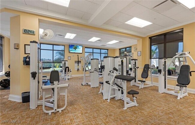 Building Photo - 4923 Cerromar Dr