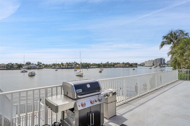 Building Photo - 95 N Birch Rd