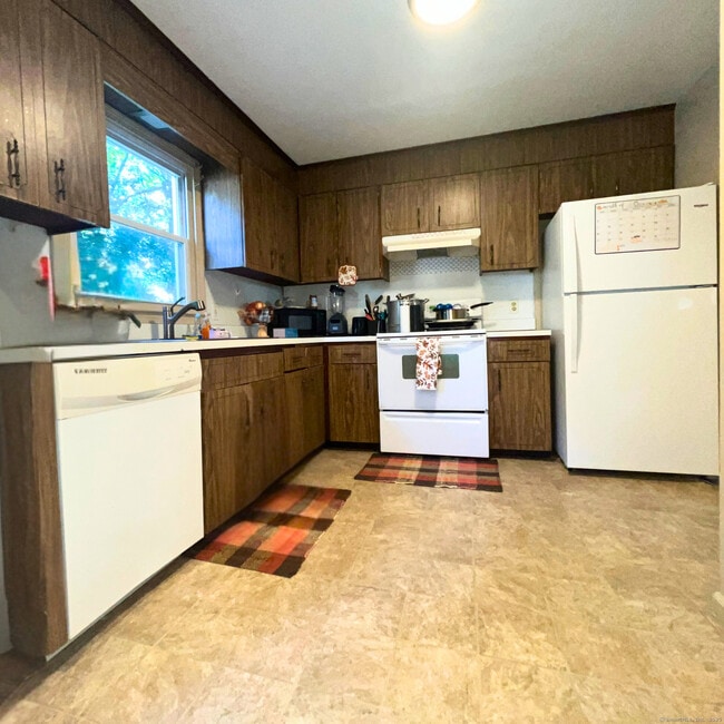 Building Photo - 537 Boswell Ave