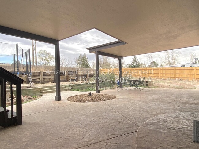 Building Photo - 2168 Wildwood Dr