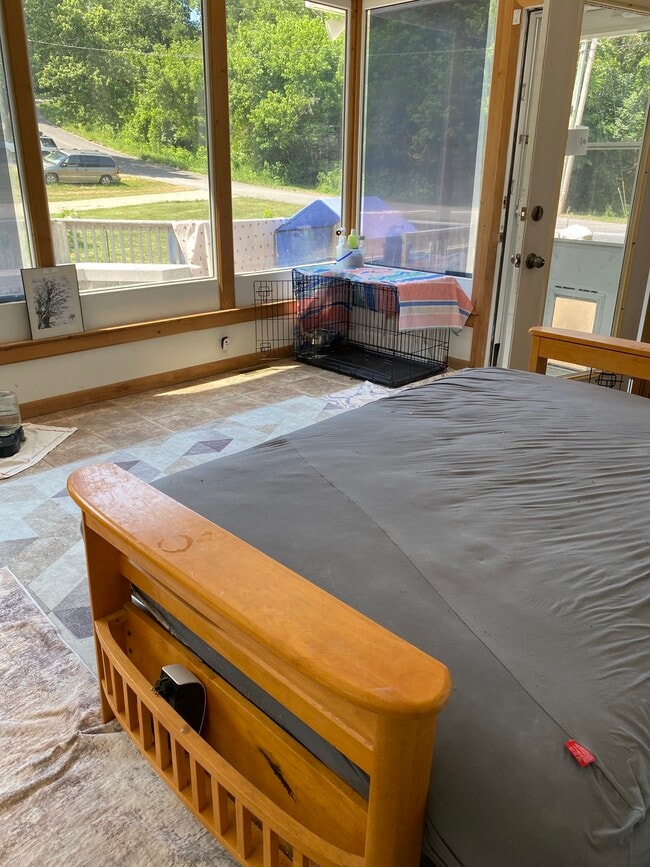 Building Photo - 116 Hidden Valley Dr