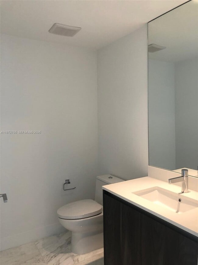 Building Photo - 3131 NE 7th Ave