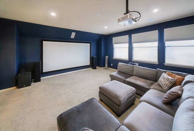 Building Photo - Executive Style Home Now Available in Ston...