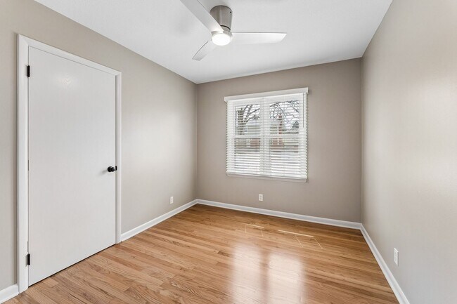 Building Photo - Newly renovated 3-bedroom, 2-bath home