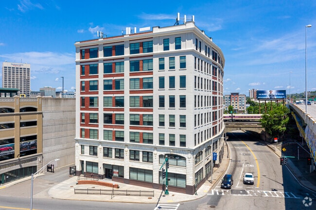 Building Photo - Edge at Union Station