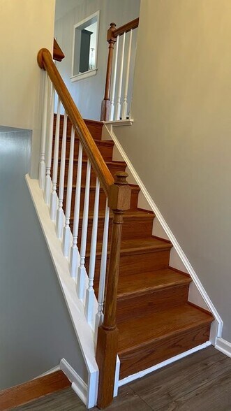 Building Photo - 1414 Maymont Ct
