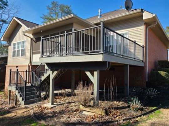 Building Photo - 2108 Cherokee Dr