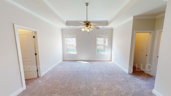 Building Photo - 939 Squires Pt