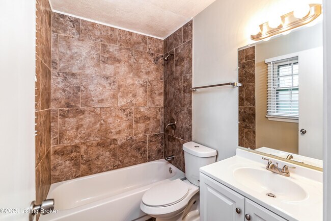 Building Photo - 4709 Andrea Way