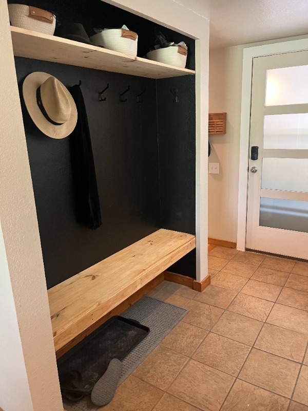 Building Photo - 35 Lower Woodbridge Rd