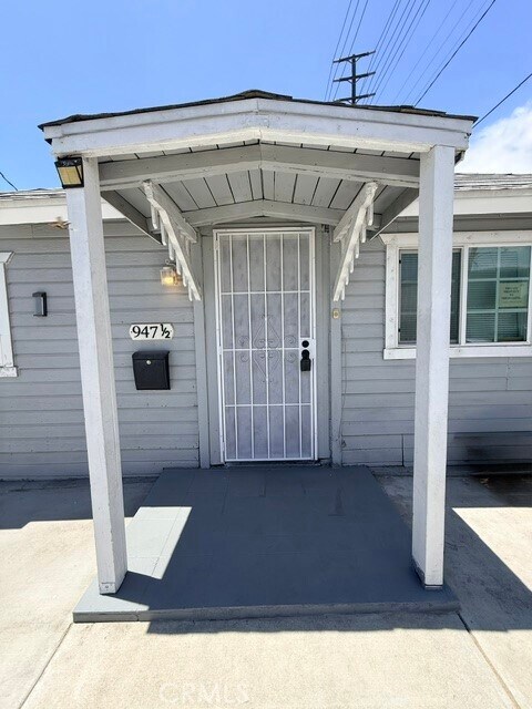 Building Photo - 947 Dominguez Ave
