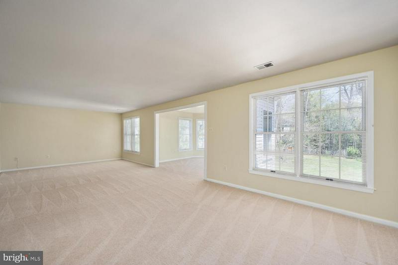 Building Photo - 2725 Oldewood Dr
