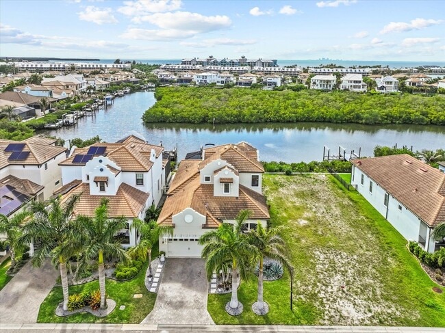 Building Photo - Waterfront Luxury Living | Private Dock + Direct Tampa Bay Access