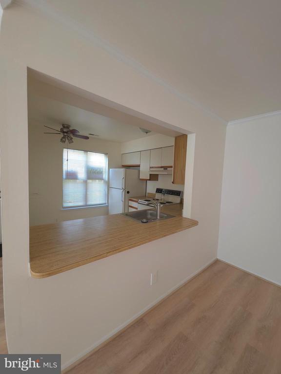 Building Photo - 336A Delancey Pl