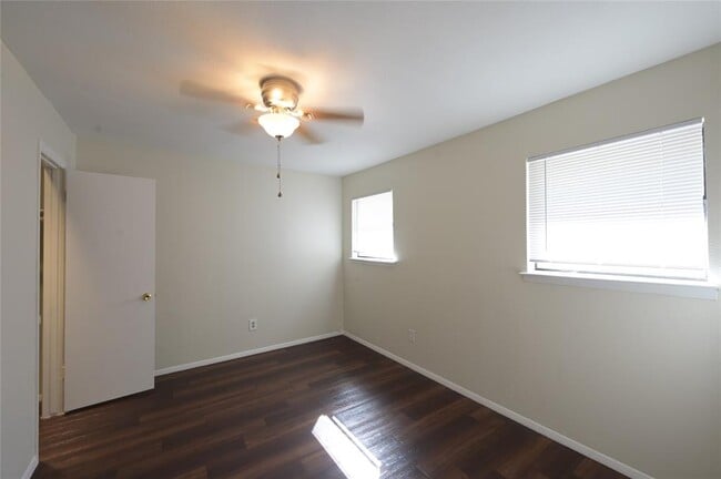 Building Photo - 4713 Teri Rd