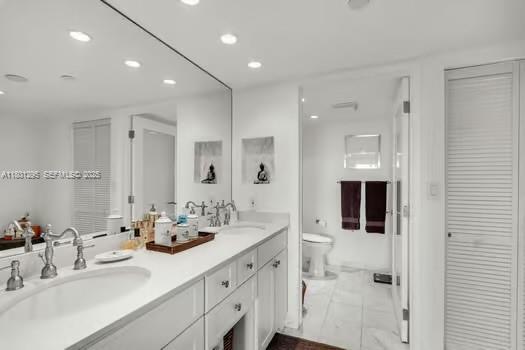 Building Photo - 151 Crandon Blvd