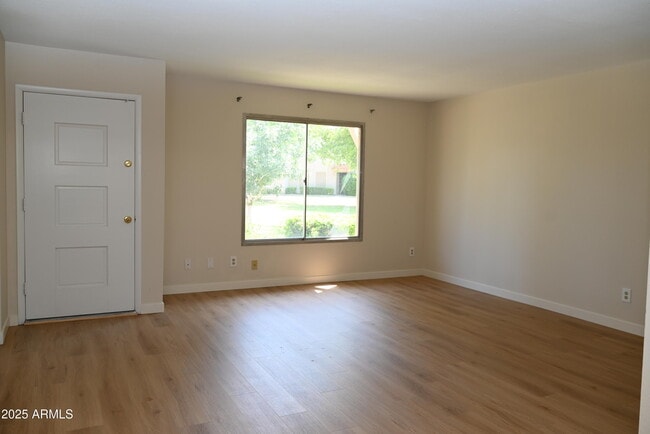 Building Photo - 5039 N 81st St