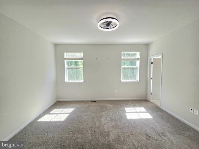 Building Photo - 13146 Dowdens Sta Wy