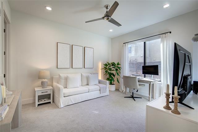 Building Photo - 3923 Cole Ave