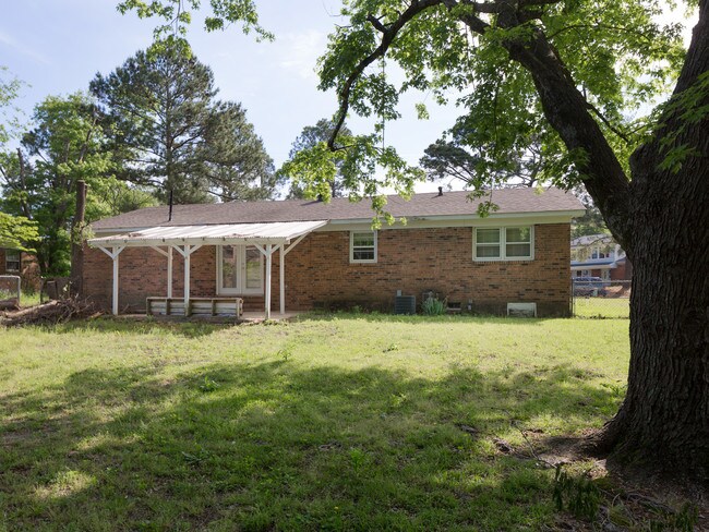 Building Photo - 504 Alleghany Rd