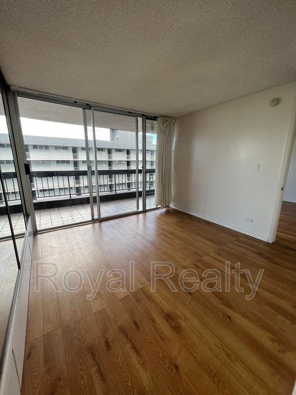 Building Photo - 775 Kinalau Pl