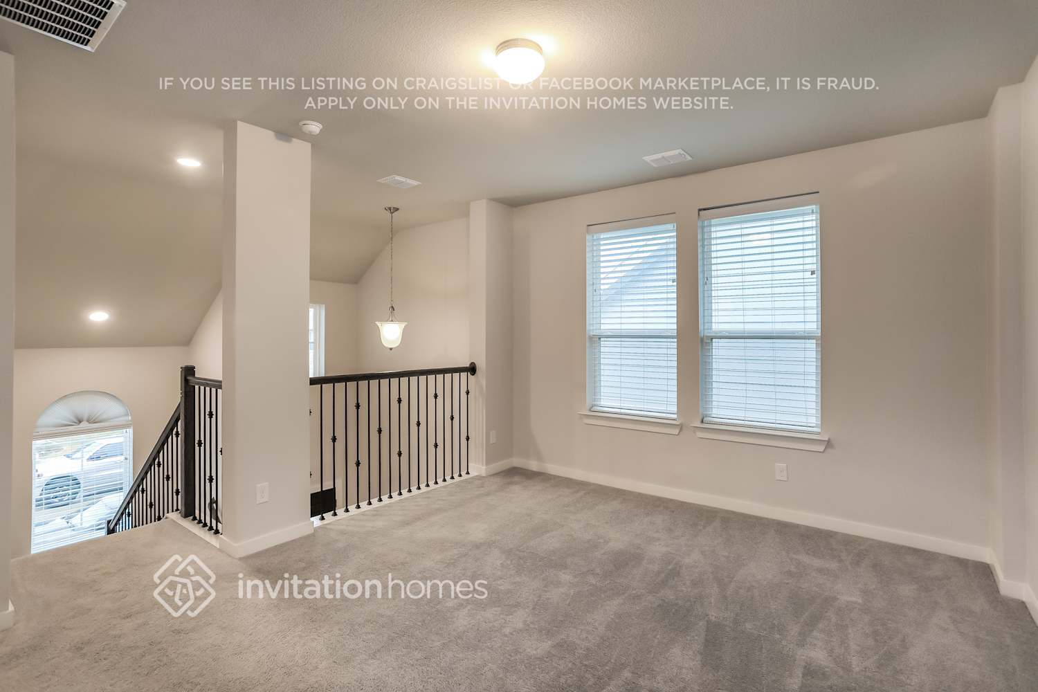 Building Photo - 2533 Stella Ln